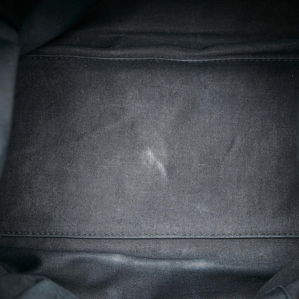 Saint Laurent Easy Patent Leather Handbag (SHG-31780)