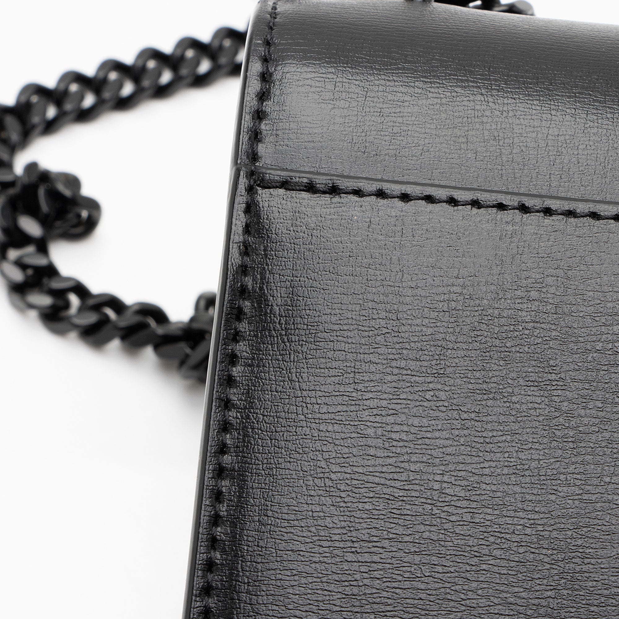 Saint Laurent Grained Calfskin Monogram Sunset Medium Shoulder Bag (SHF-kSaHp8)