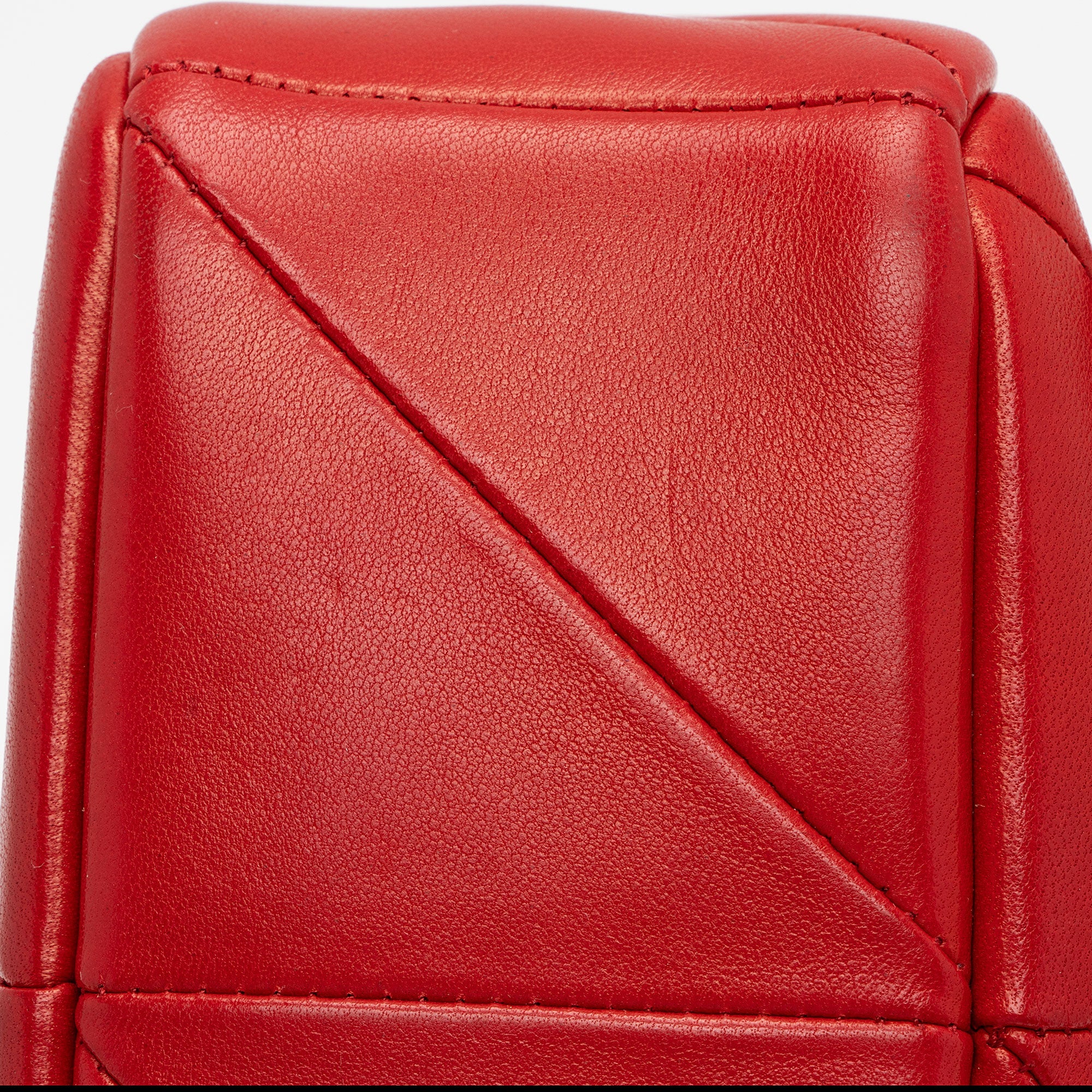 Saint Laurent Lambskin Monogram Jamie Small Shoulder Bag (SHF-PtUlbg)