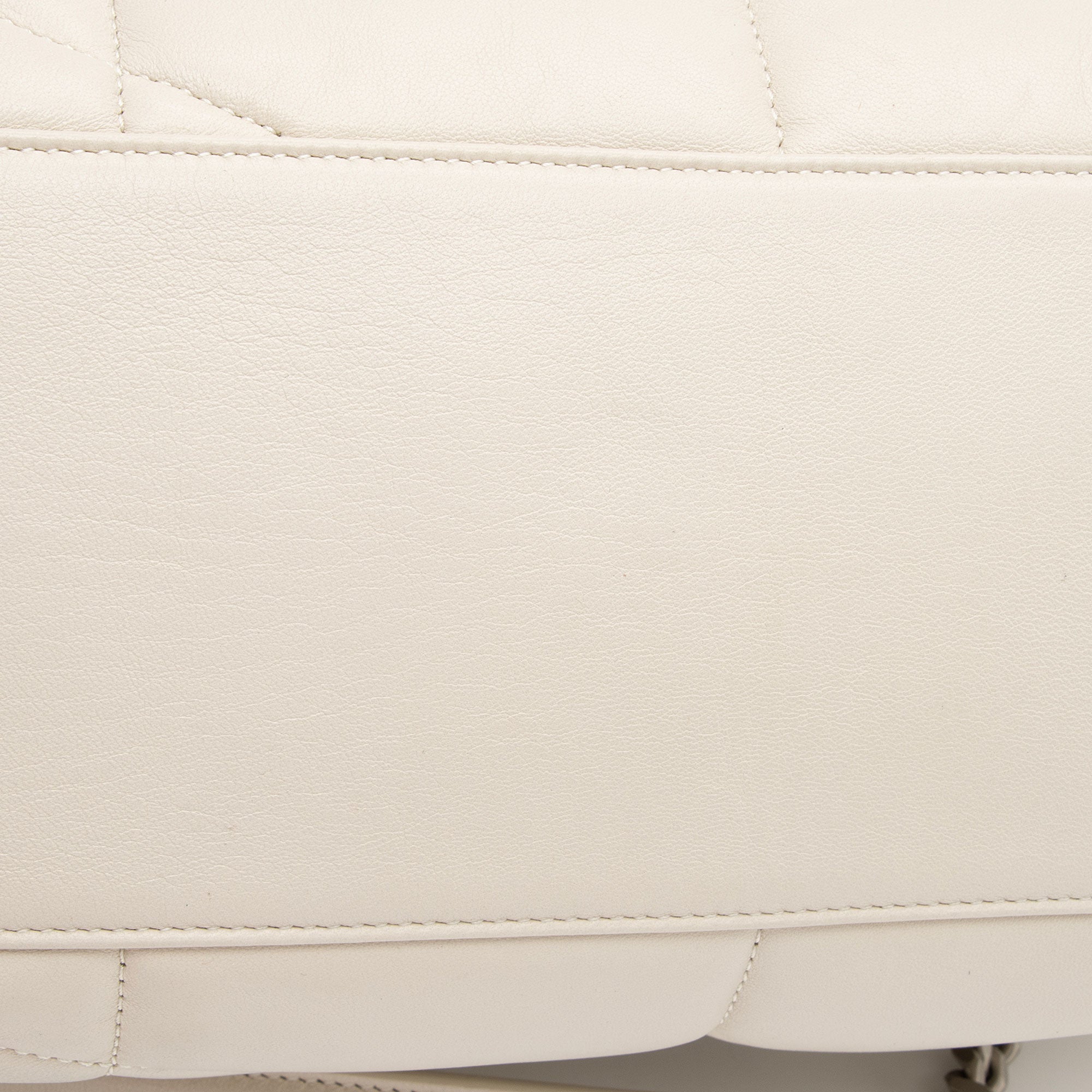 Saint Laurent Lambskin Monogram Puffer LouLou Medium Shoulder Bag (SHF-ONfMik)
