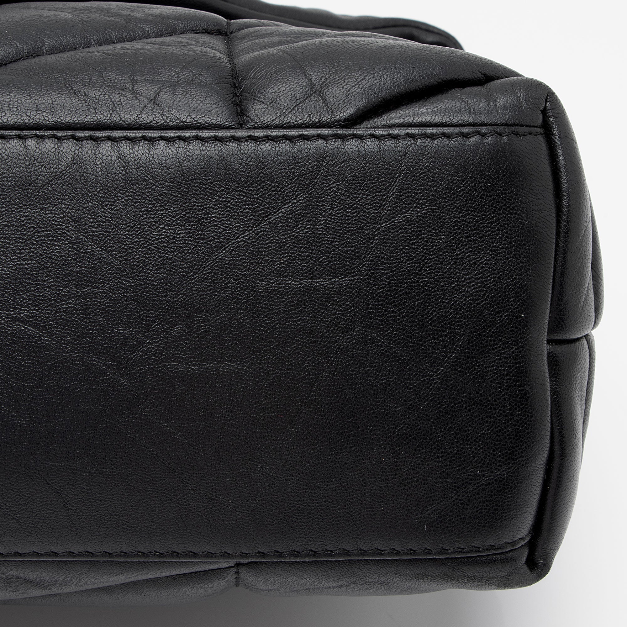 Saint Laurent Lambskin Monogram Puffer LouLou Medium Shoulder Bag (SHF-ArUzt2)