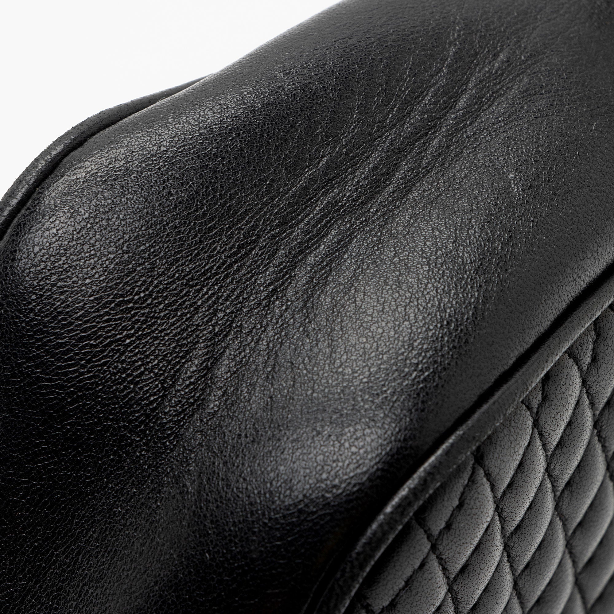 Saint Laurent Lambskin Monogram Victoire Camera Bag (SHF-0P9i8L)