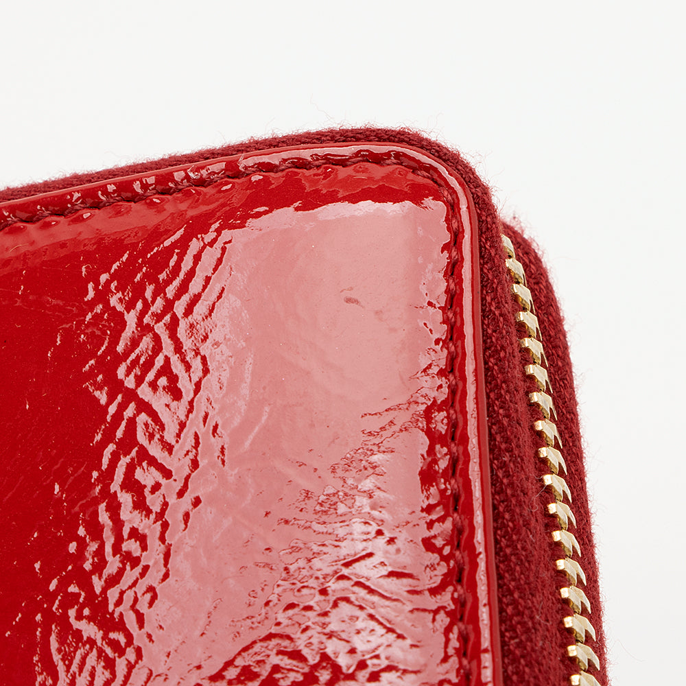 Saint Laurent Patent Leather Belle du Jour Zip Wallet (SHF-20318)