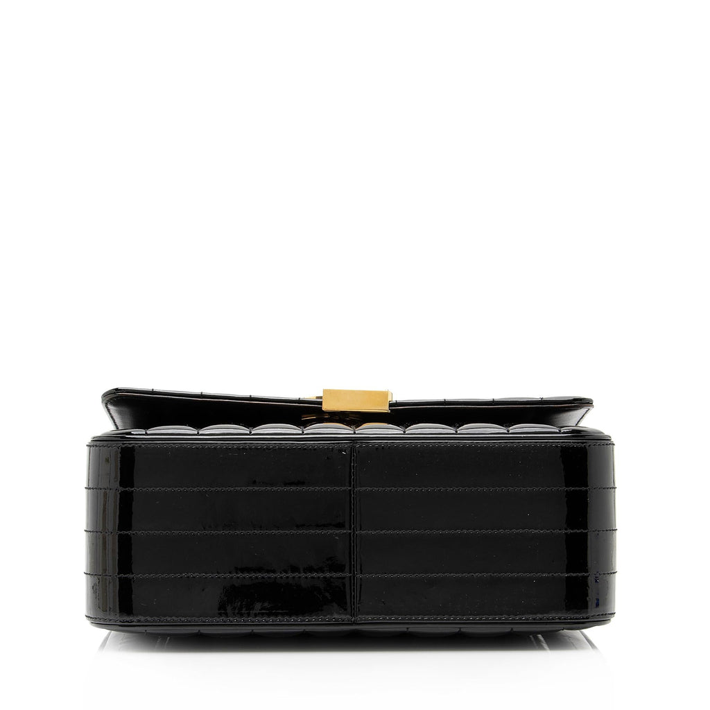 Saint Laurent Matalasse Patent Leather Monogram Vicky Large Shoulder Bag (SHF-zhdP3r)