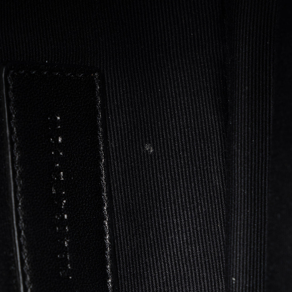 Saint Laurent Matelasse Calfskin Jolie Pouch (SHF-L9nPVy)