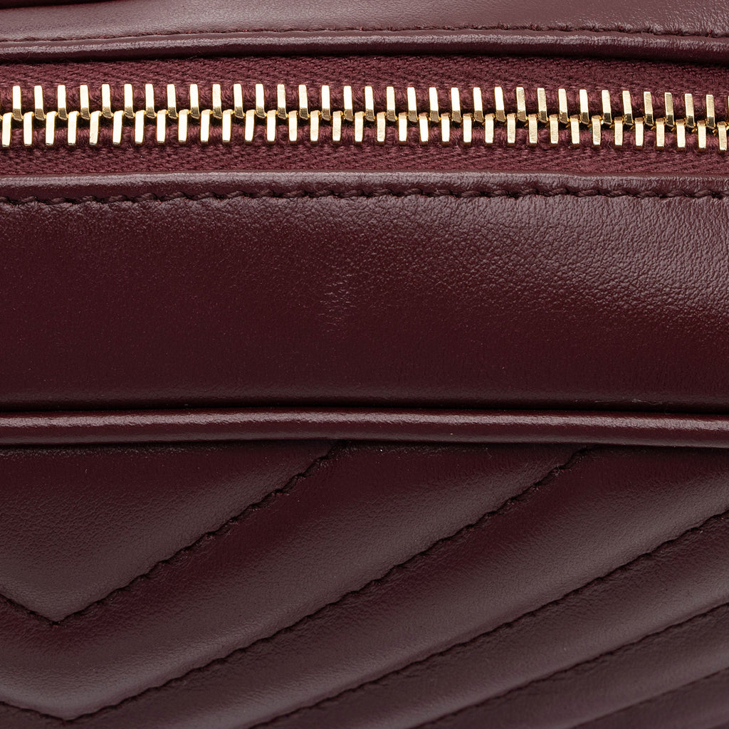 Saint Laurent Matelasse Calfskin Monogram Lou Camera Bag (SHF-sQ3XgD)