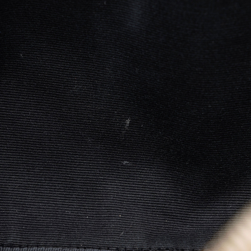 Saint Laurent Matelasse Calfskin Monogram Lou Camera Bag (SHF-5REUgE)