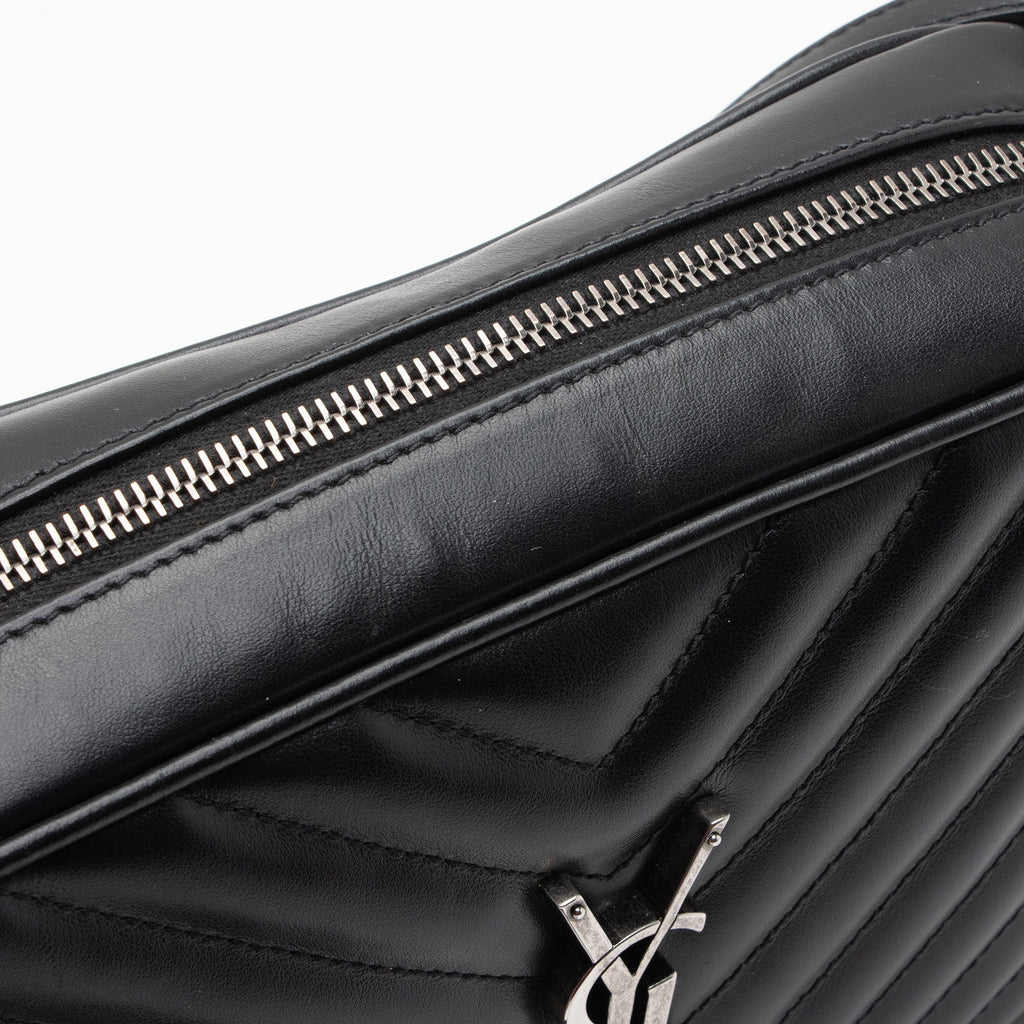 Saint Laurent Matelasse Calfskin Monogram Lou Camera Bag (SHF-SXIbwm)