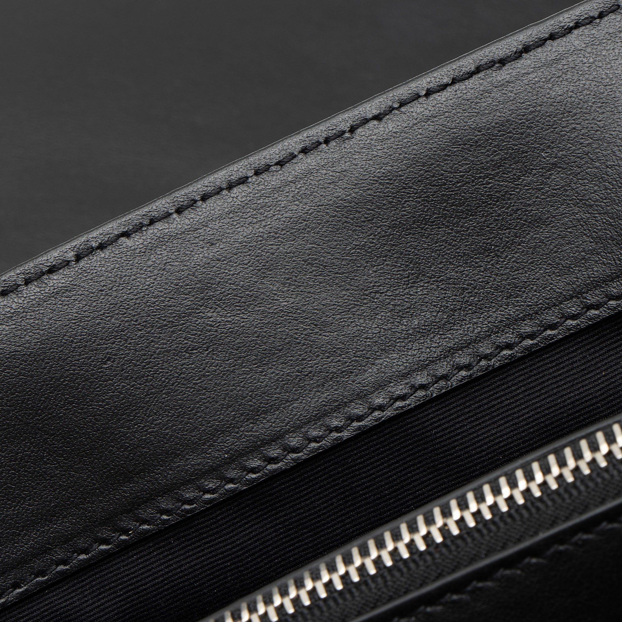 Saint Laurent Matelasse Calfskin Monogram LouLou Chain Large Shoulder Bag (SHF-F87Oll)