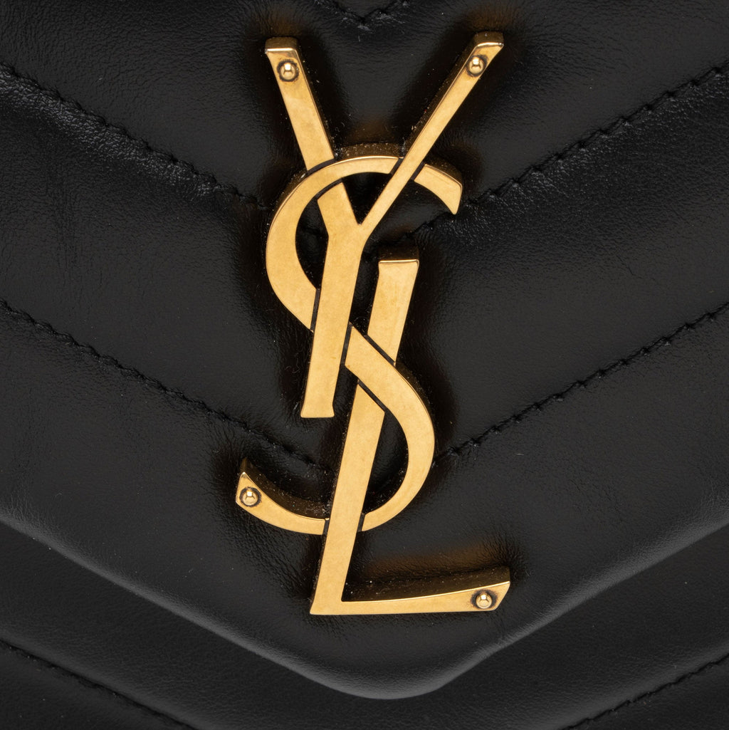 Saint Laurent Matelasse Calfskin Monogram LouLou Chain Medium Shoulder Bag (SHF-ksqMxY)