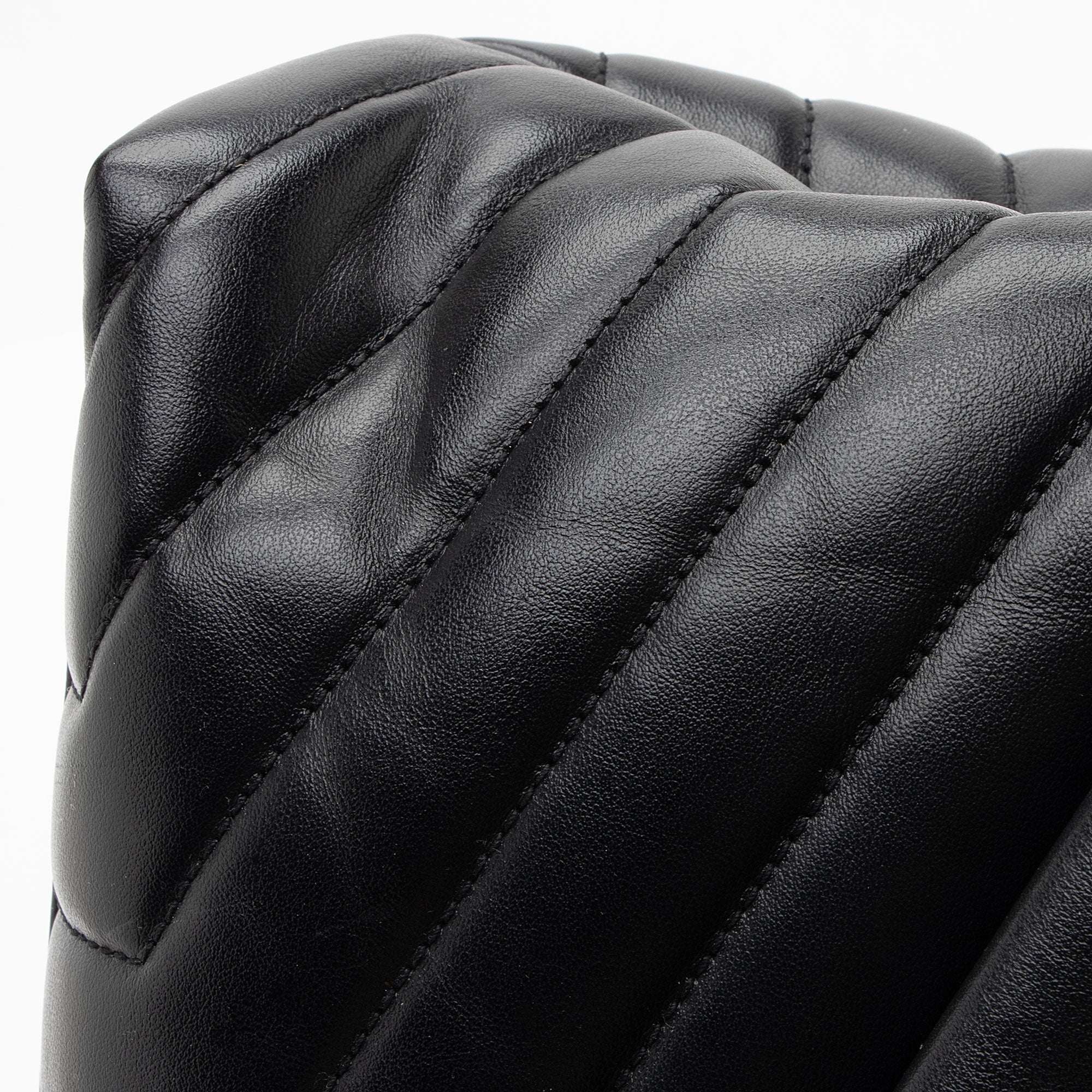 Saint Laurent Matelasse Calfskin Monogram LouLou Chain Medium Shoulder Bag