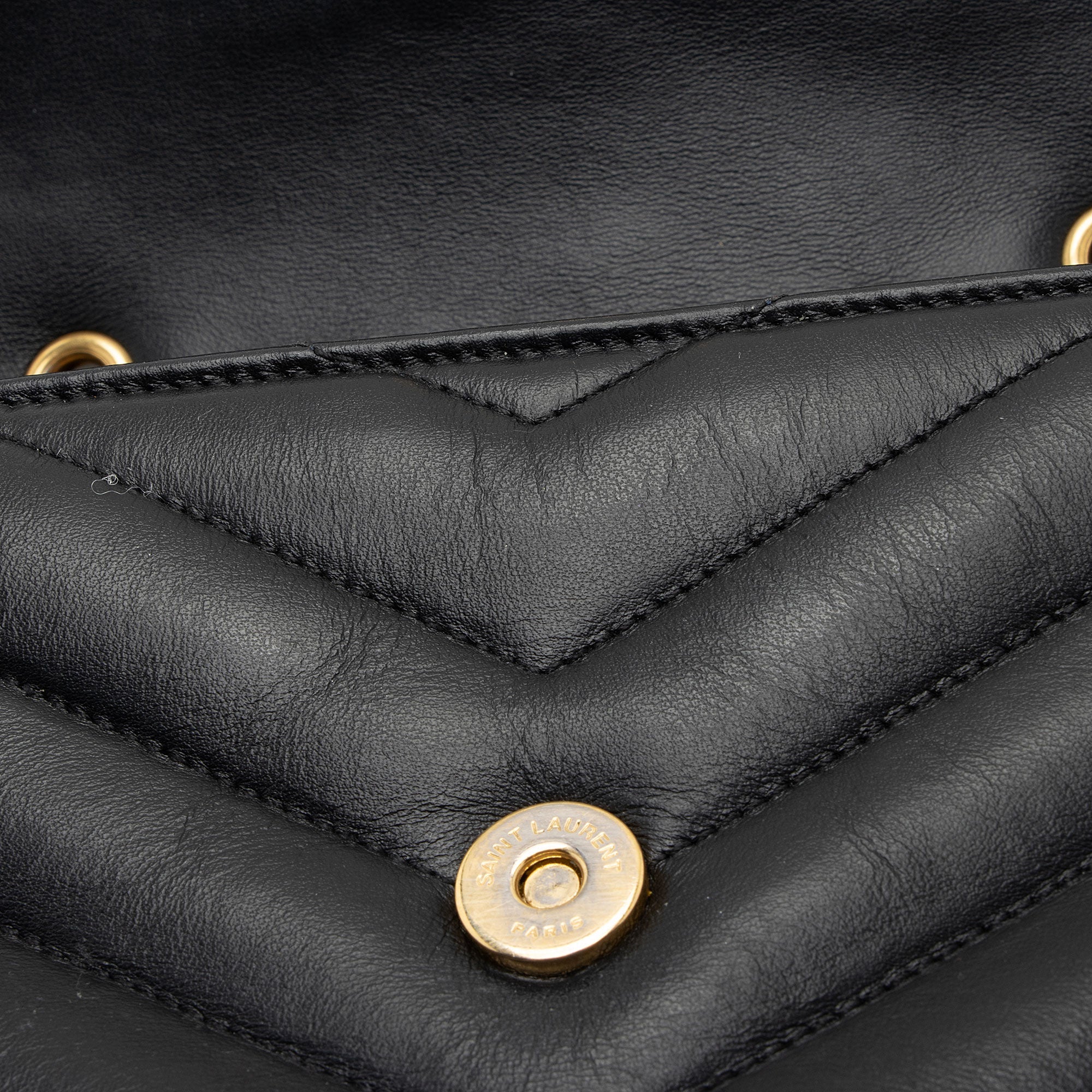 Saint Laurent Matelasse Calfskin Monogram LouLou Chain Small Crossbody Bag (SHF-s725vF)