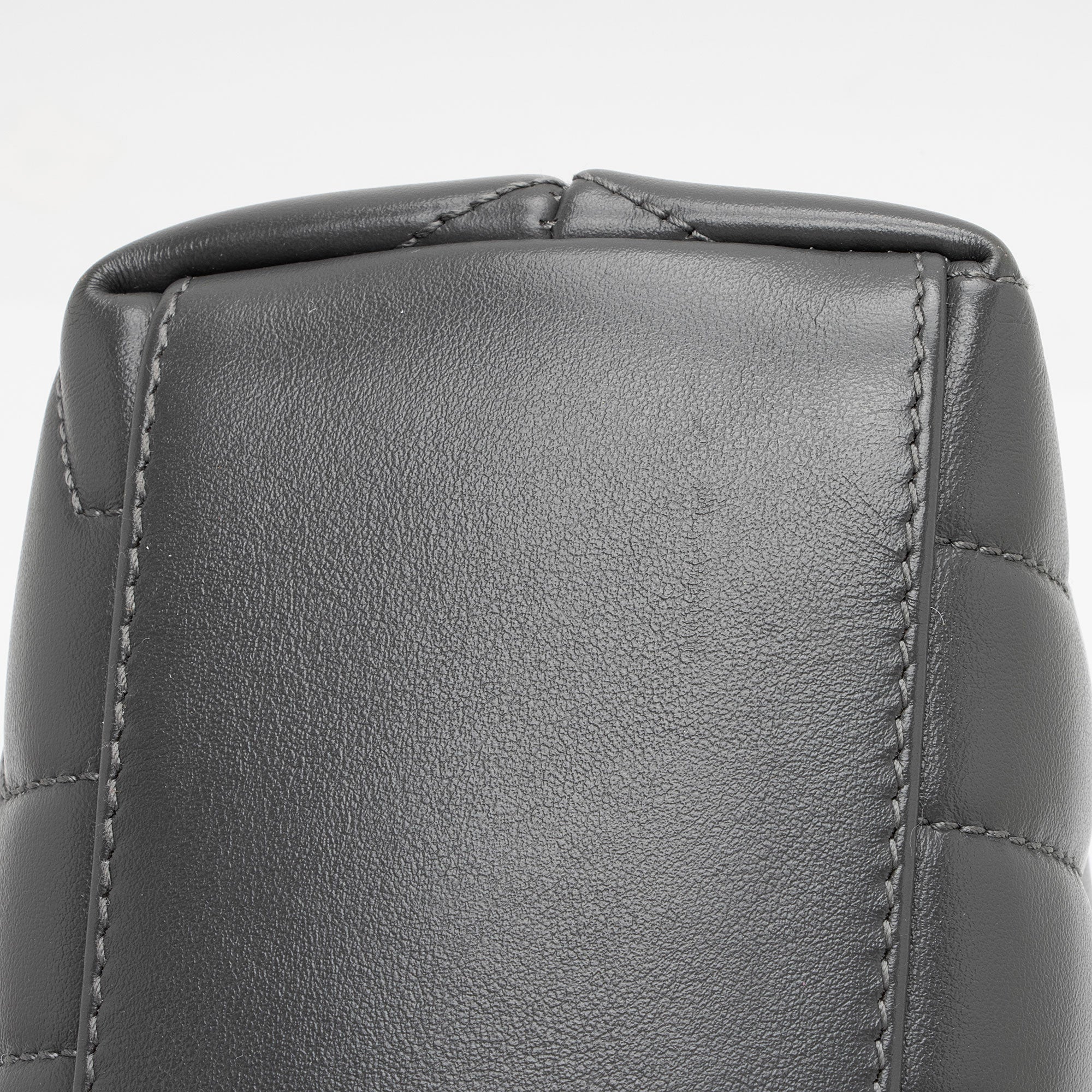 Saint Laurent Matelasse Calfskin Monogram LouLou Chain Small Crossbody (SHF-B5OsZv)