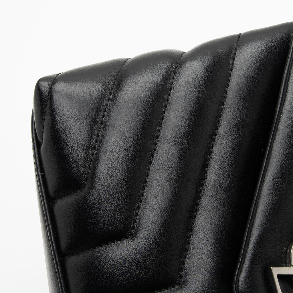 Saint Laurent Matelasse Calfskin Monogram LouLou Chain Small Crossbody (SHF-2881qg)