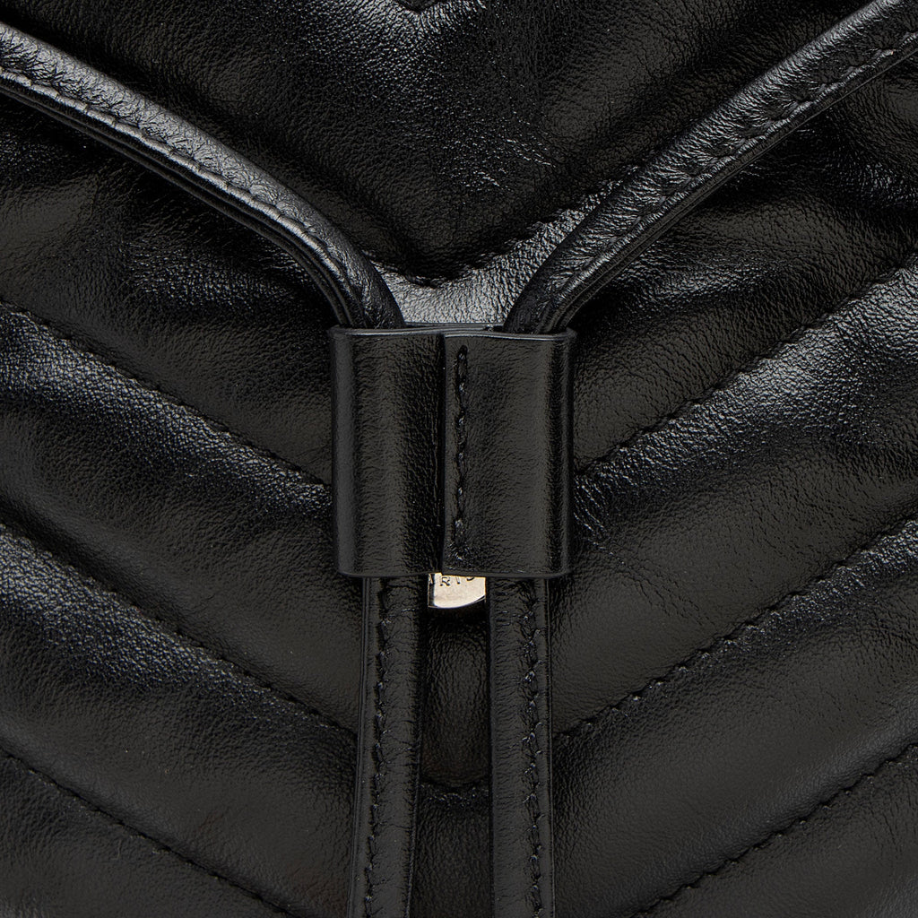 Saint Laurent Matelasse Calfskin Monogram LouLou Medium Backpack (SHF-TSOSNw)