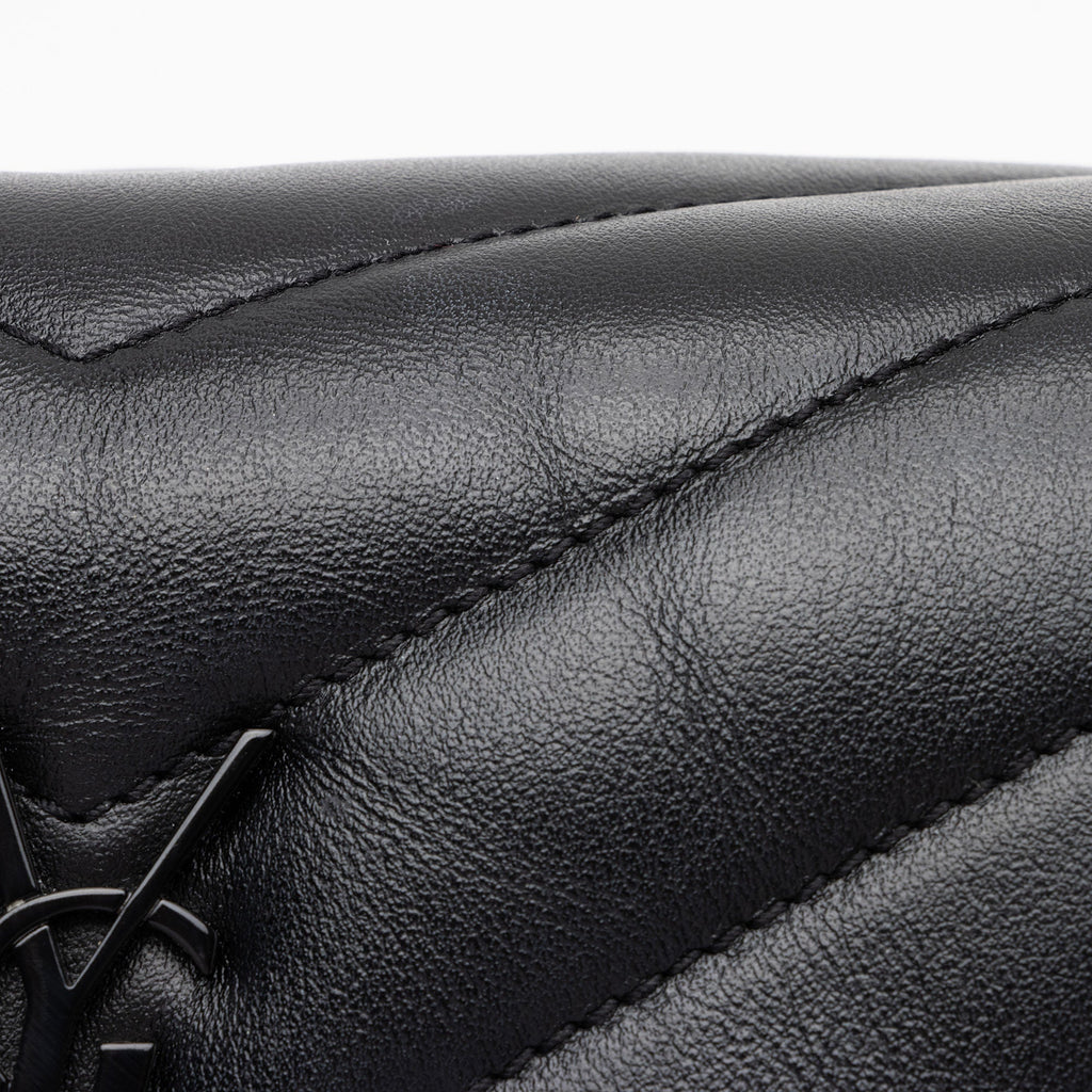 Saint Laurent Matelasse Calfskin Monogram LouLou Toy Crossbody (SHF-mABiaH)