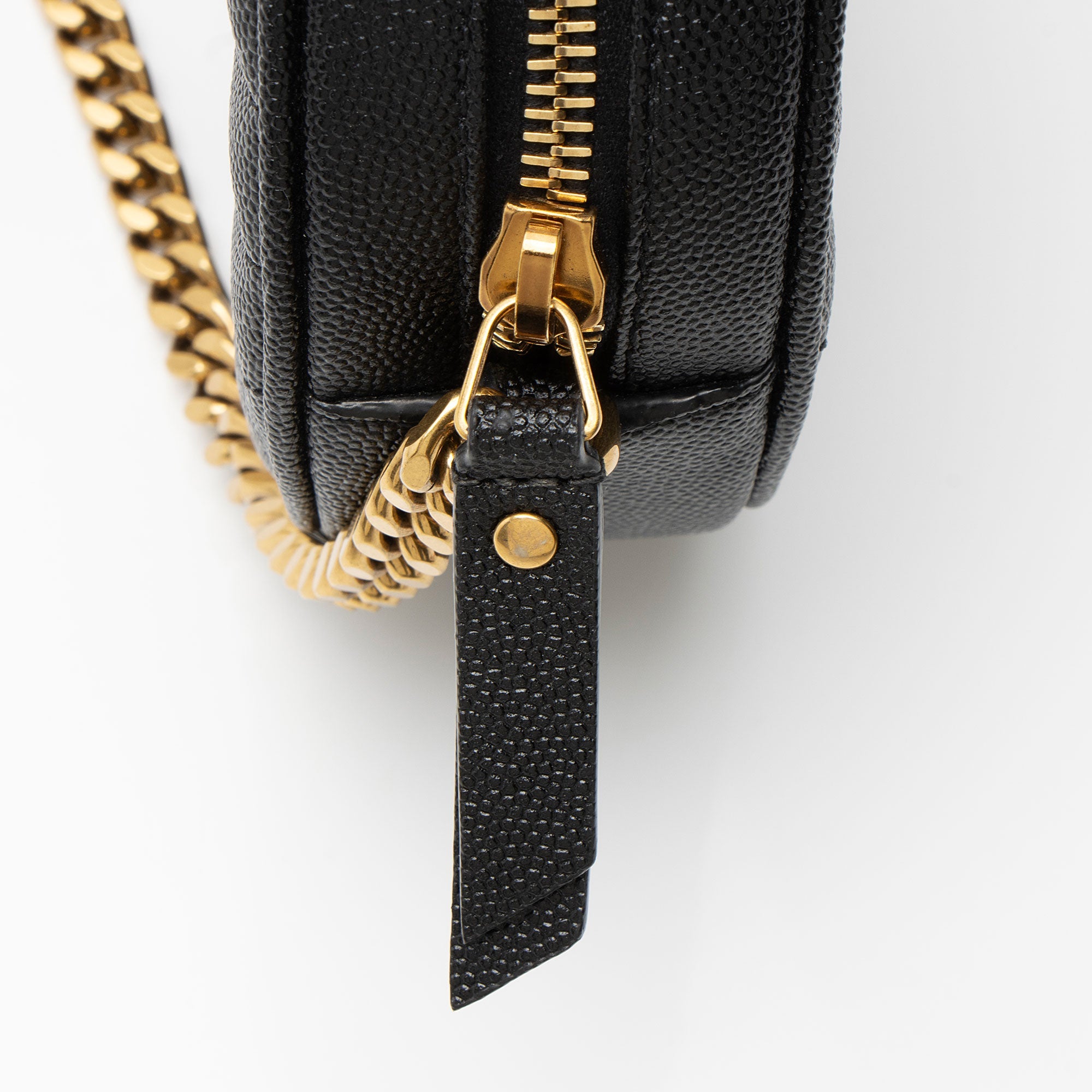 Saint Laurent Matelasse Grain de Poudre Monogram Vinyle Round Camera Bag