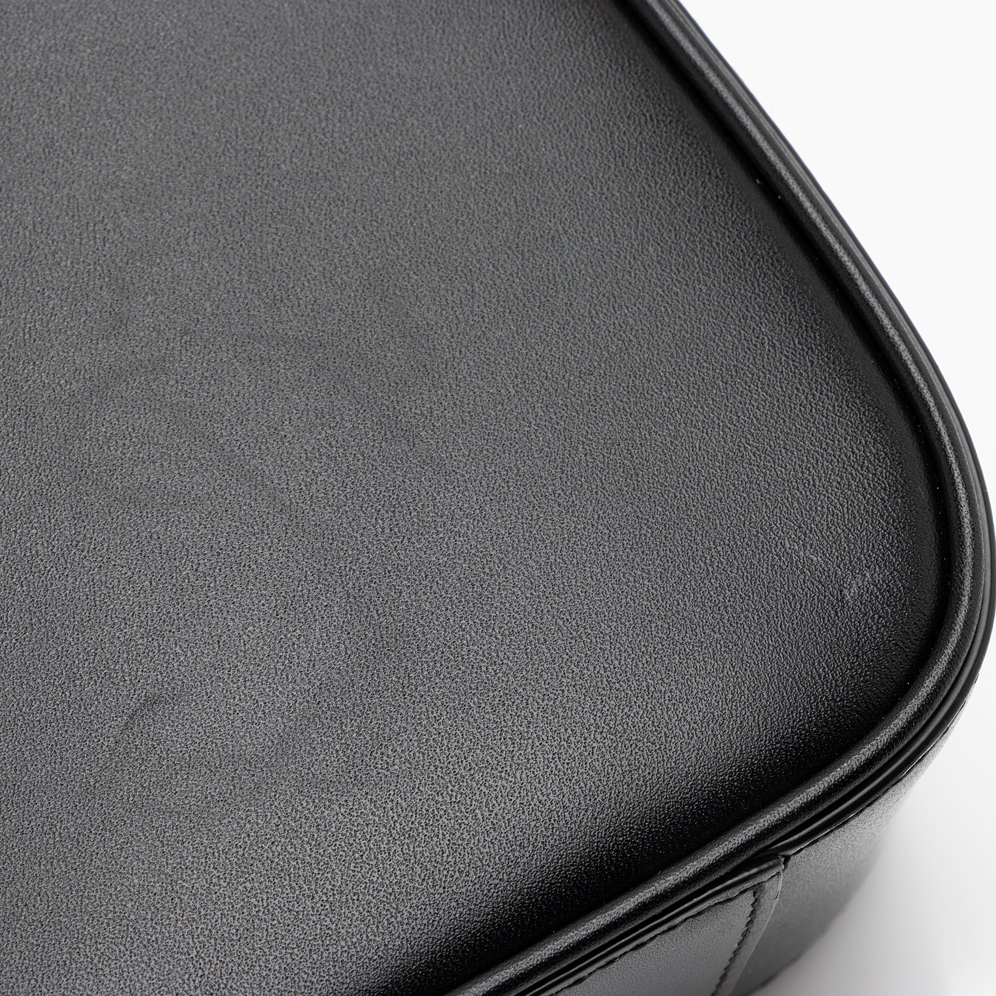 Saint Laurent Smooth Calfskin Le 5 A 7 Hobo (SHF-23023)