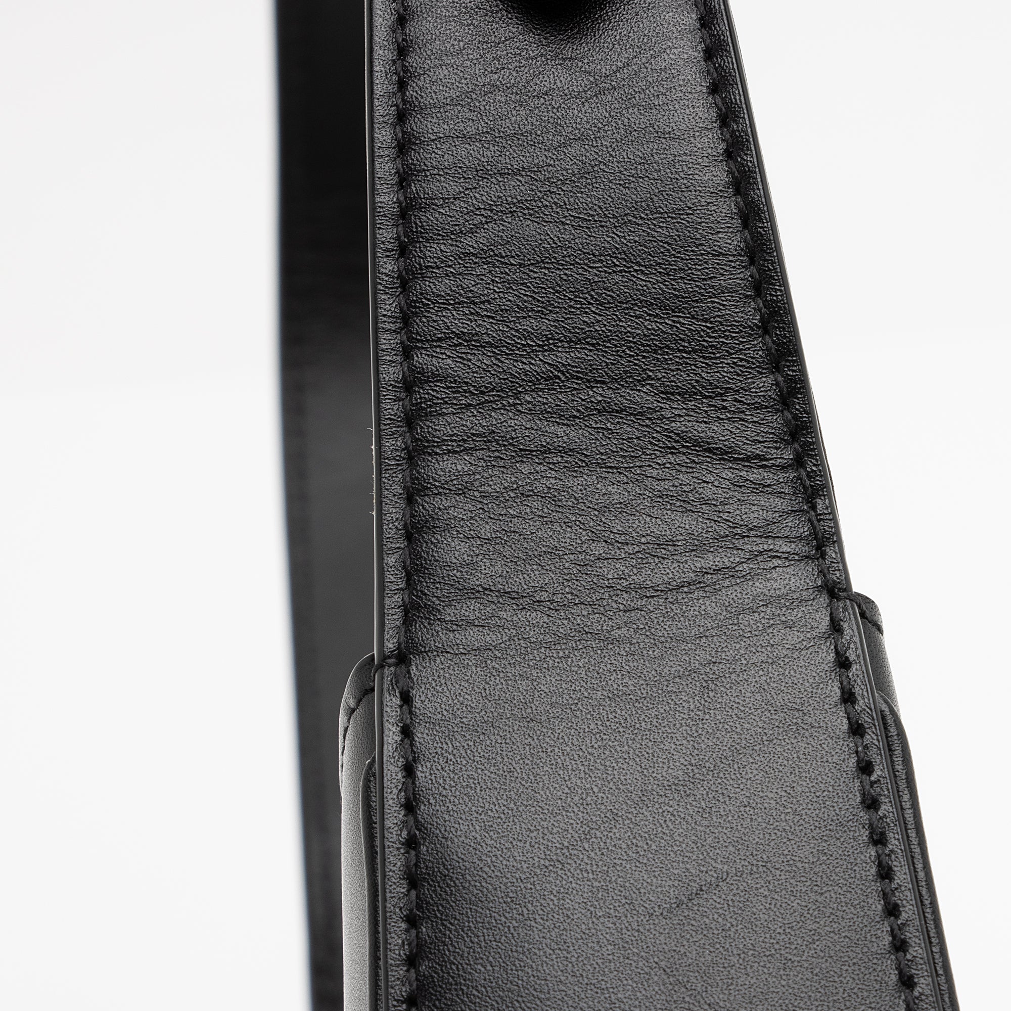 Saint Laurent Smooth Calfskin Le 5 A 7 Hobo (SHF-23023)