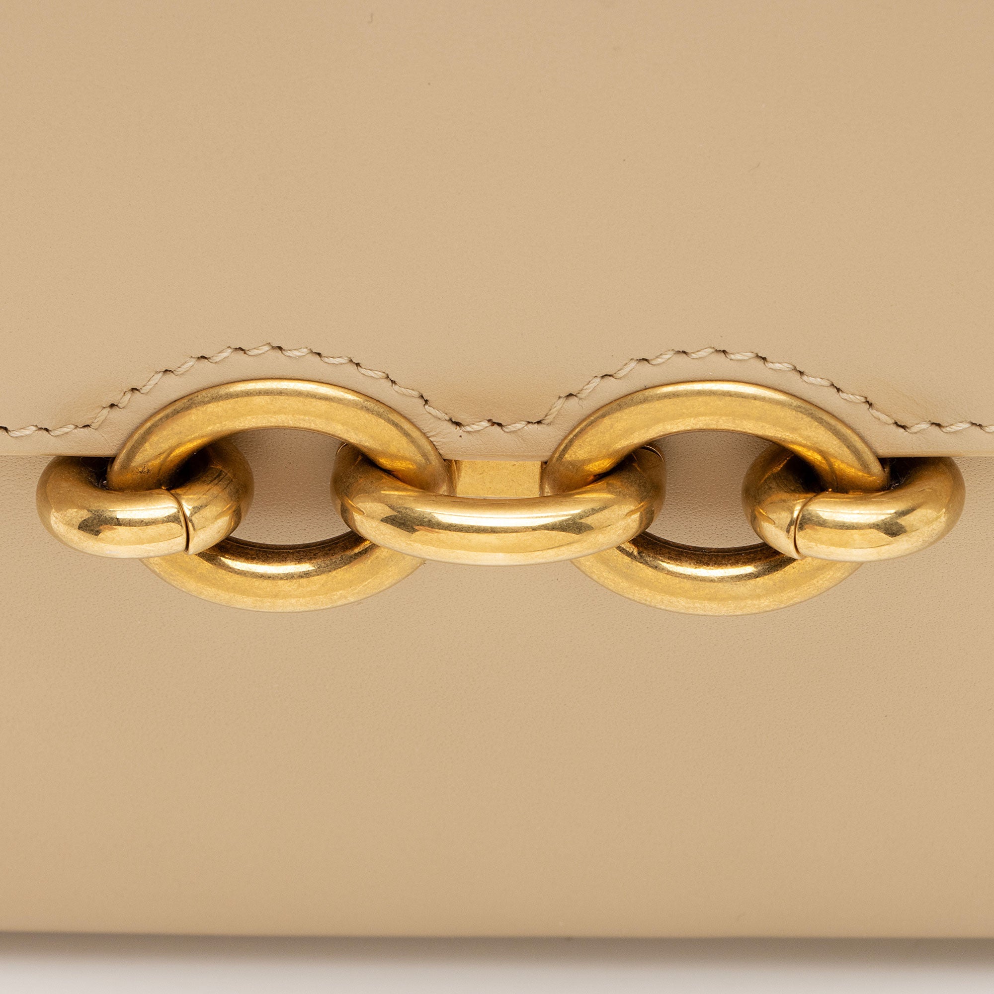 Saint Laurent Smooth Calfskin Le Maillon Shoulder Bag (SHF-tgPMeo)