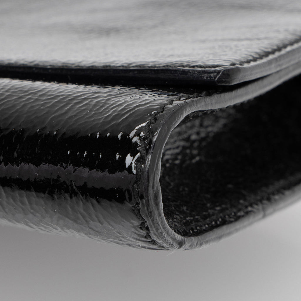 Saint Laurent Vintage Patent Leather Monogram Belle de Jour Clutch (SHF-BY8Utu)