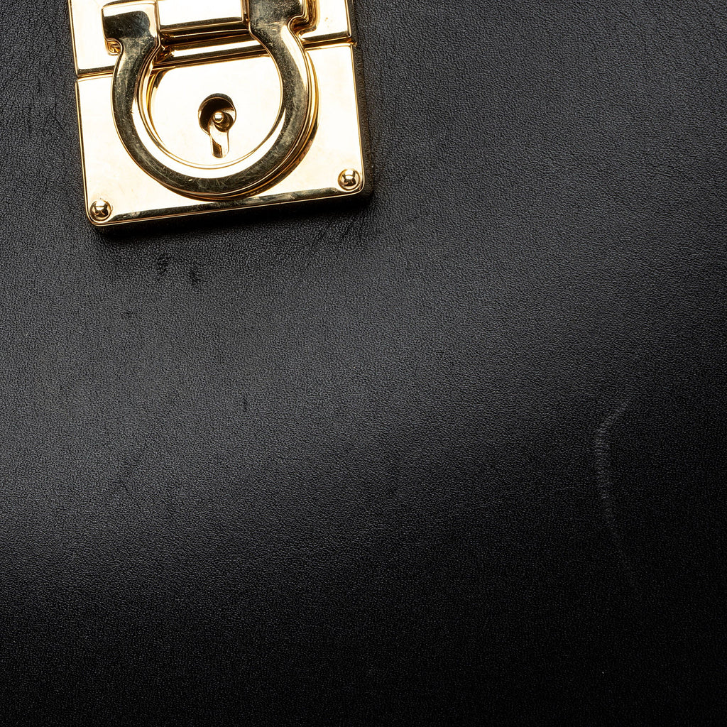 Salvatore Ferragamo Calfskin Gancini Lock Marlene Medium Tote (SHF-UREkYB)
