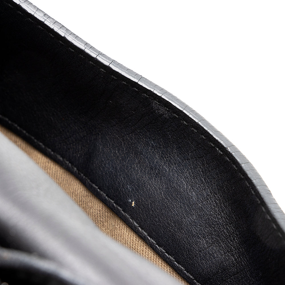 Salvatore Ferragamo Calfskin Gancini Shoulder Bag (SHF-22067)