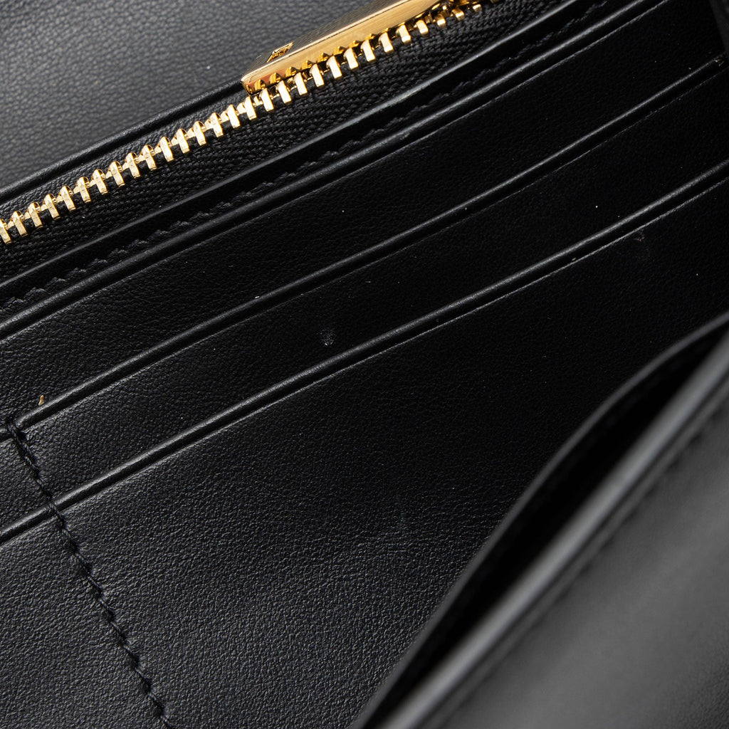 Salvatore Ferragamo Calfskin Hug Wallet on Chain