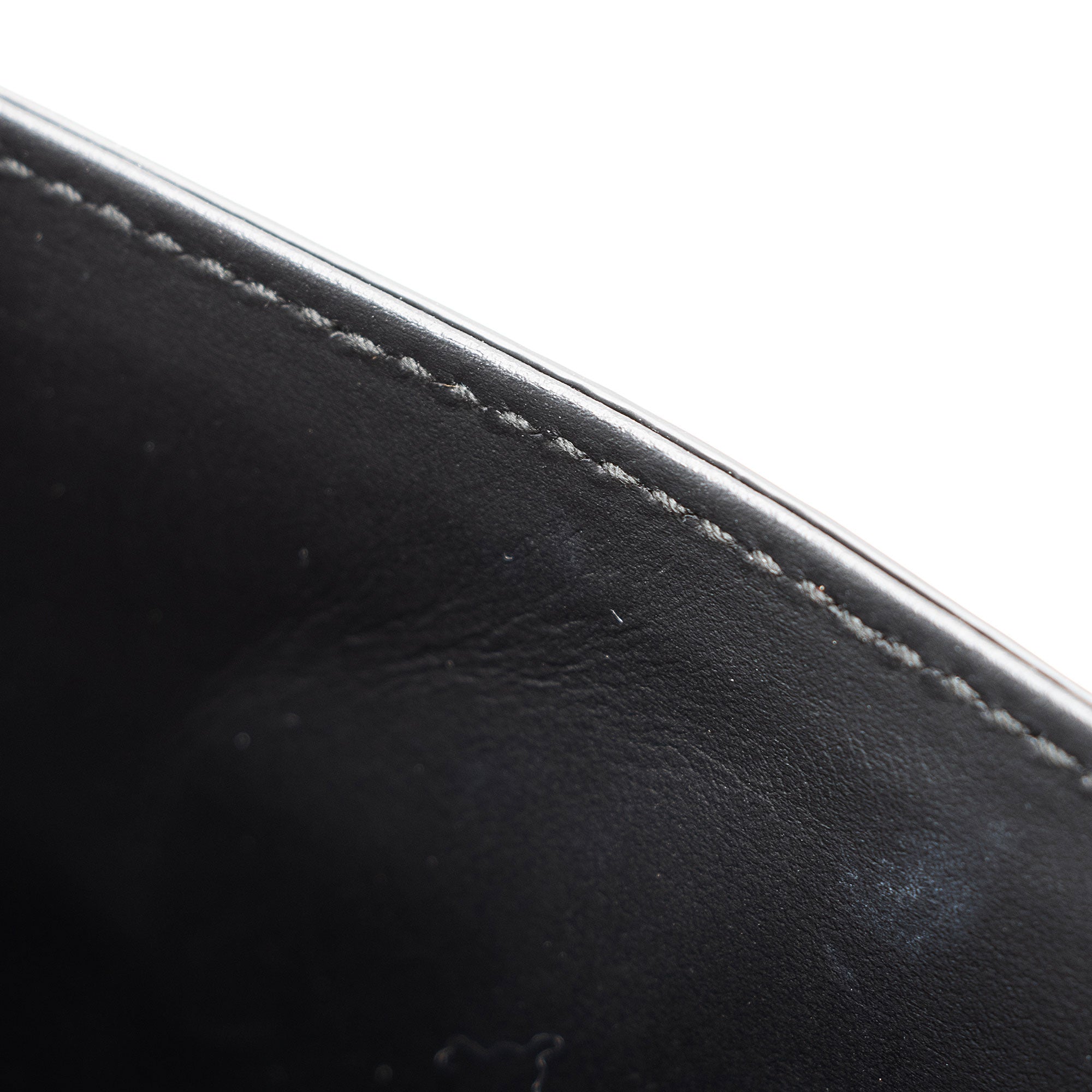 Salvatore Ferragamo Calfskin Thalia Shoulder Bag (SHF-0qzu1k)