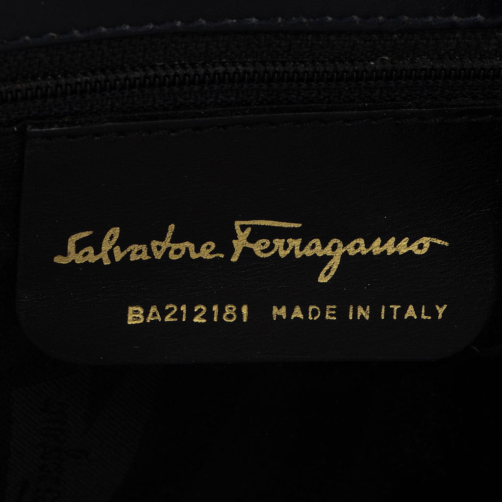 Salvatore Ferragamo Vintage Calfskin Gancini Top Handle (SHF-MXCzTv)