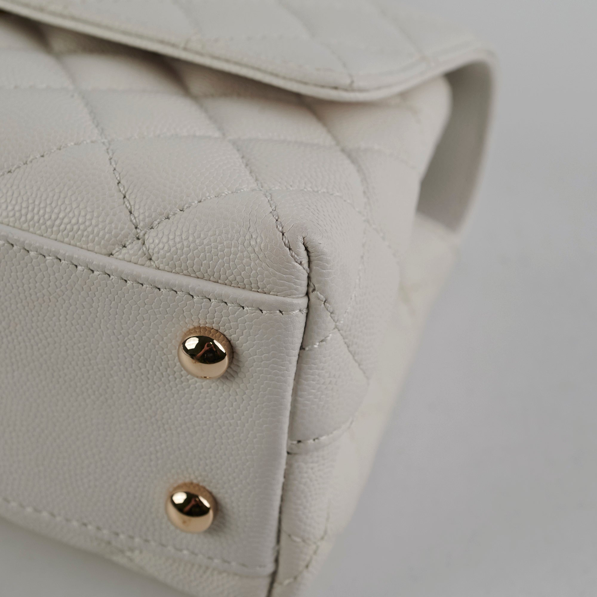 Chanel Coco Handle Small Caviar White
