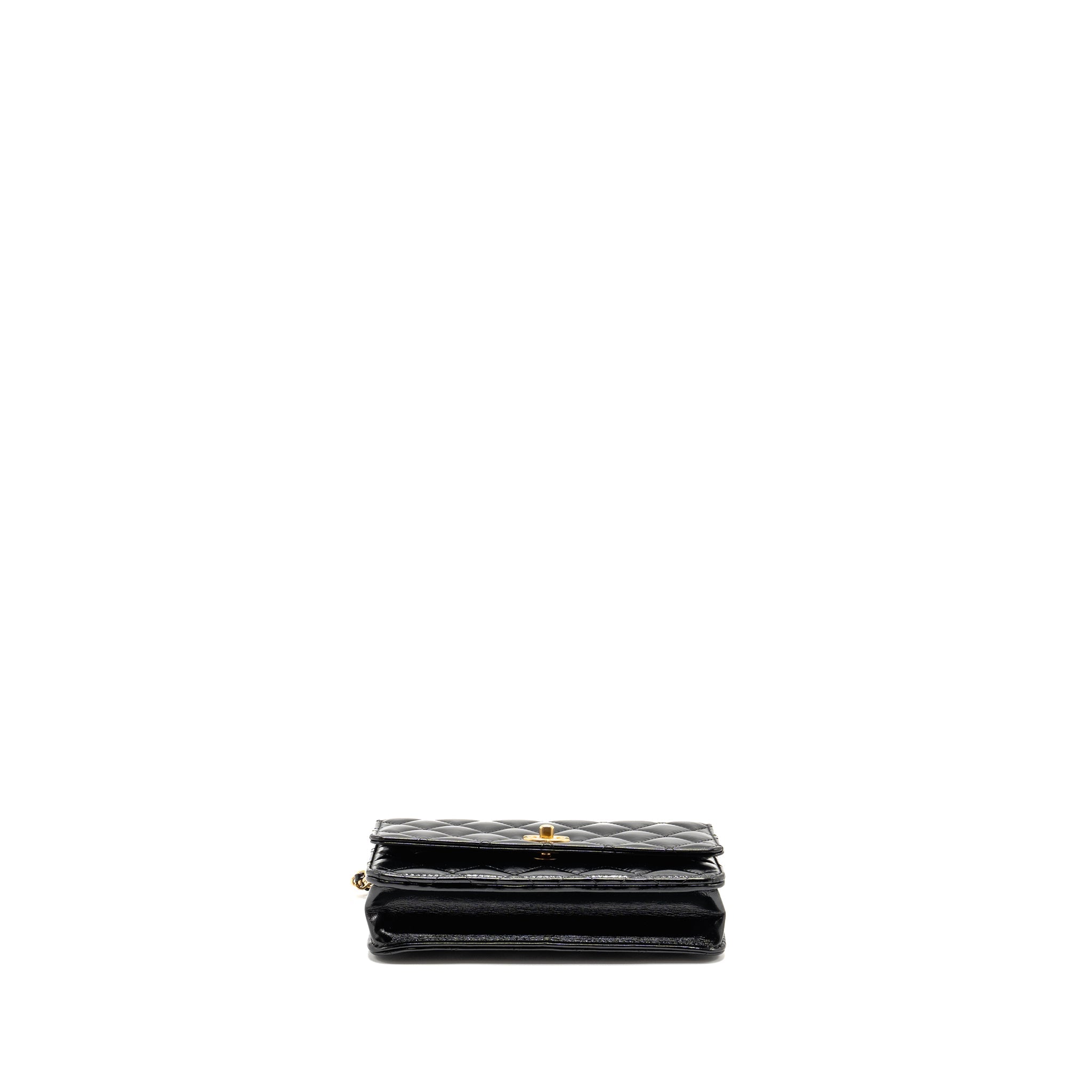 Chanel 24A Wallet On Chain Shiny Calfskin Black  (Microchip)