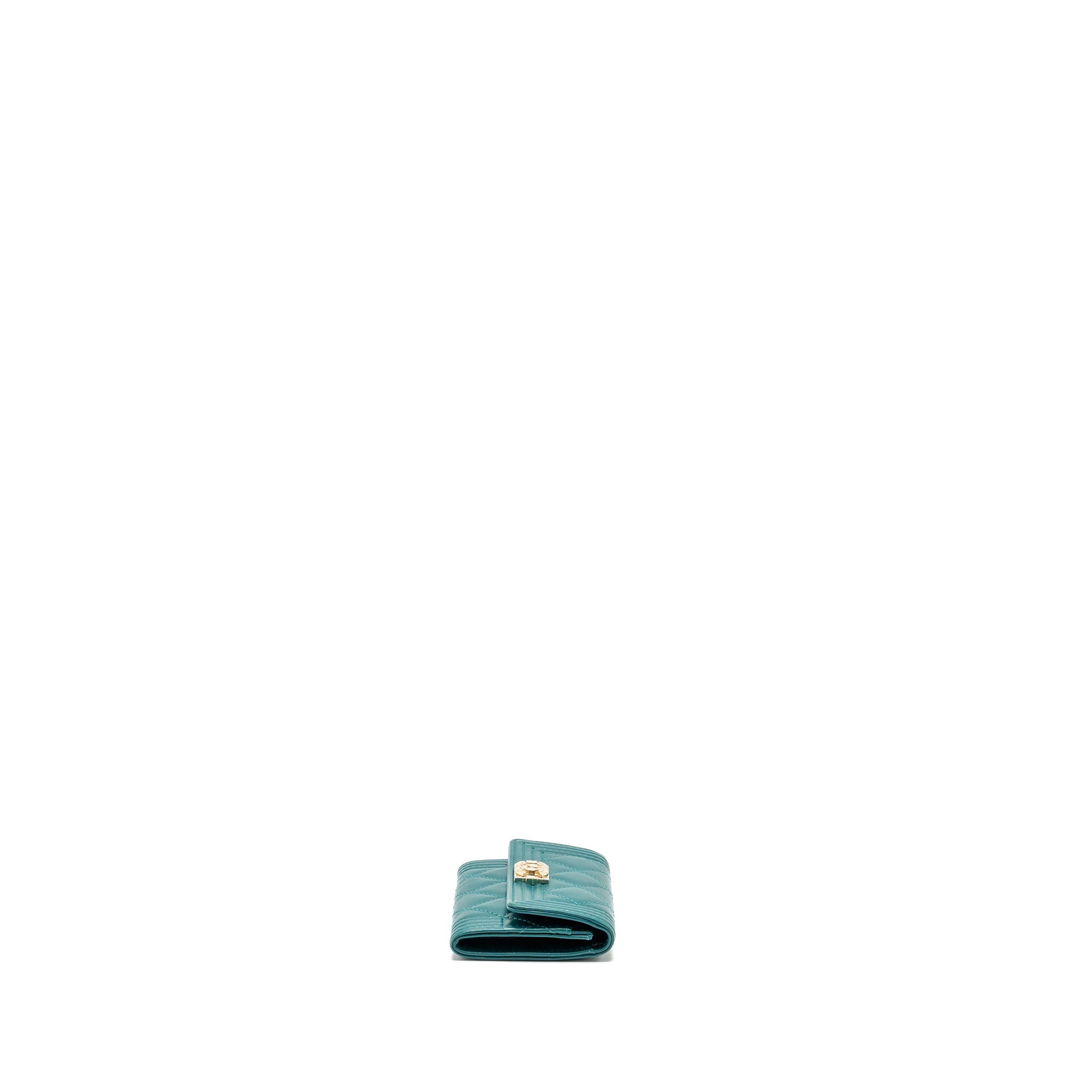 Chanel Boy Flap Card Holder Lambskin Green L