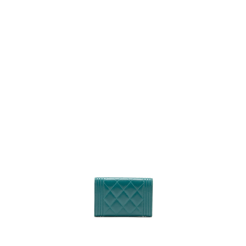 Chanel Boy Flap Card Holder Lambskin Green L