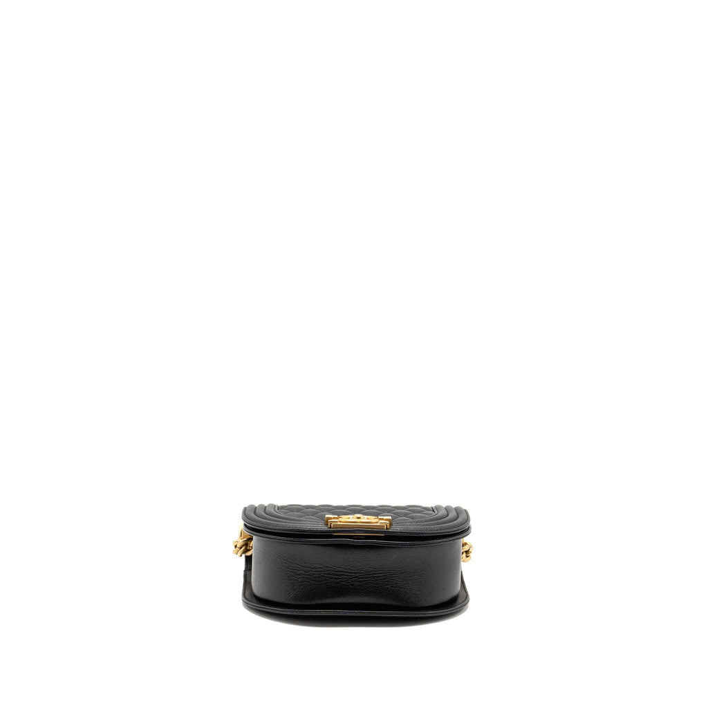 Chanel 22A Round Boy Messenger Bag Caviar Black  (Microchip)