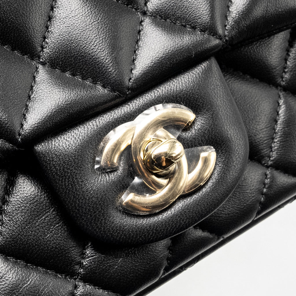 Chanel mini square flap Bag lambskin Black L (Microchip)