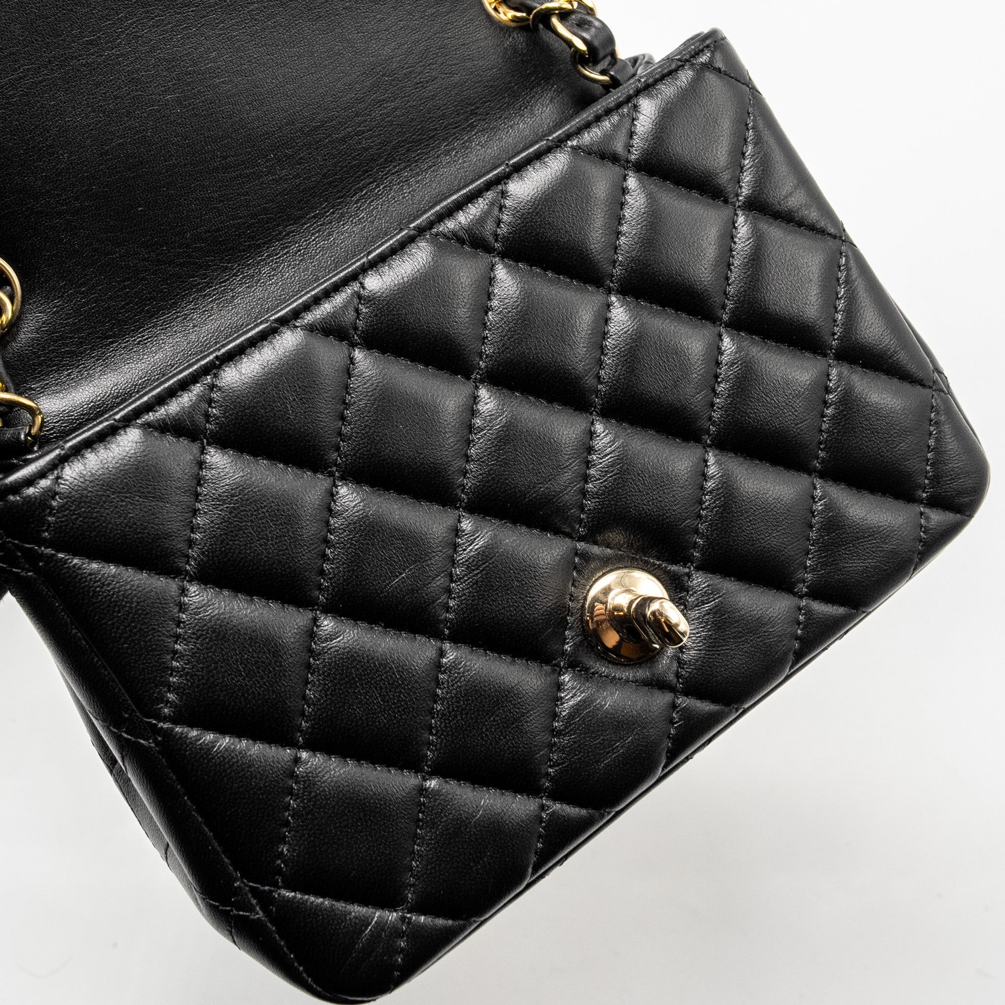Chanel mini square flap Bag lambskin Black L (Microchip)