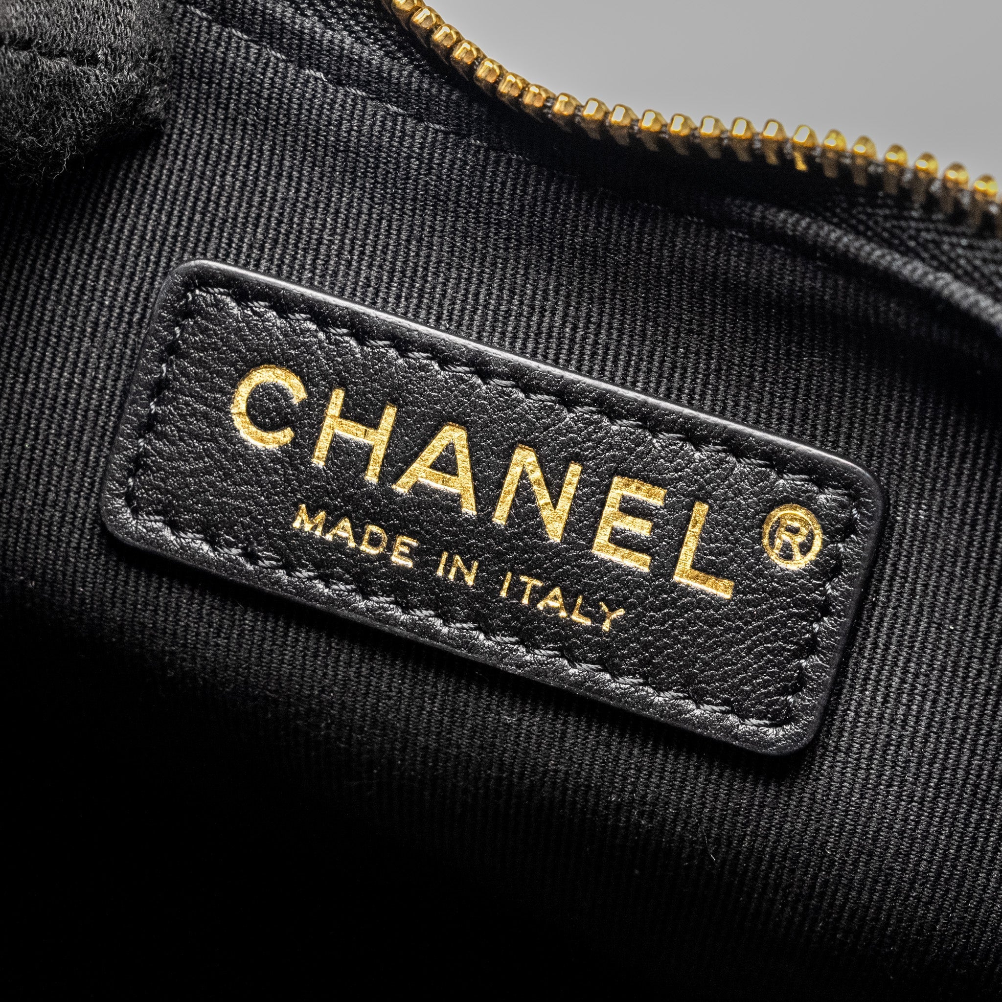 Chanel Small moon Hobo Bag Lambskin Black L (Microchip)