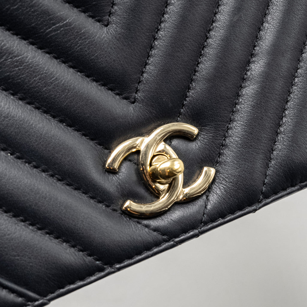 Chanel Seasonal Chevron Flap Bag Calfskin Dark Navy L