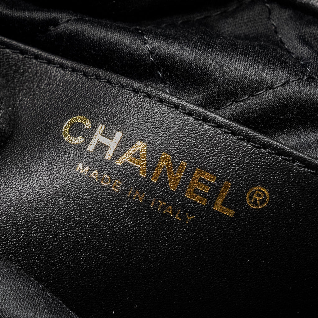 Chanel Mini 22 Bag Shiny Calfskin Black  (microchip)