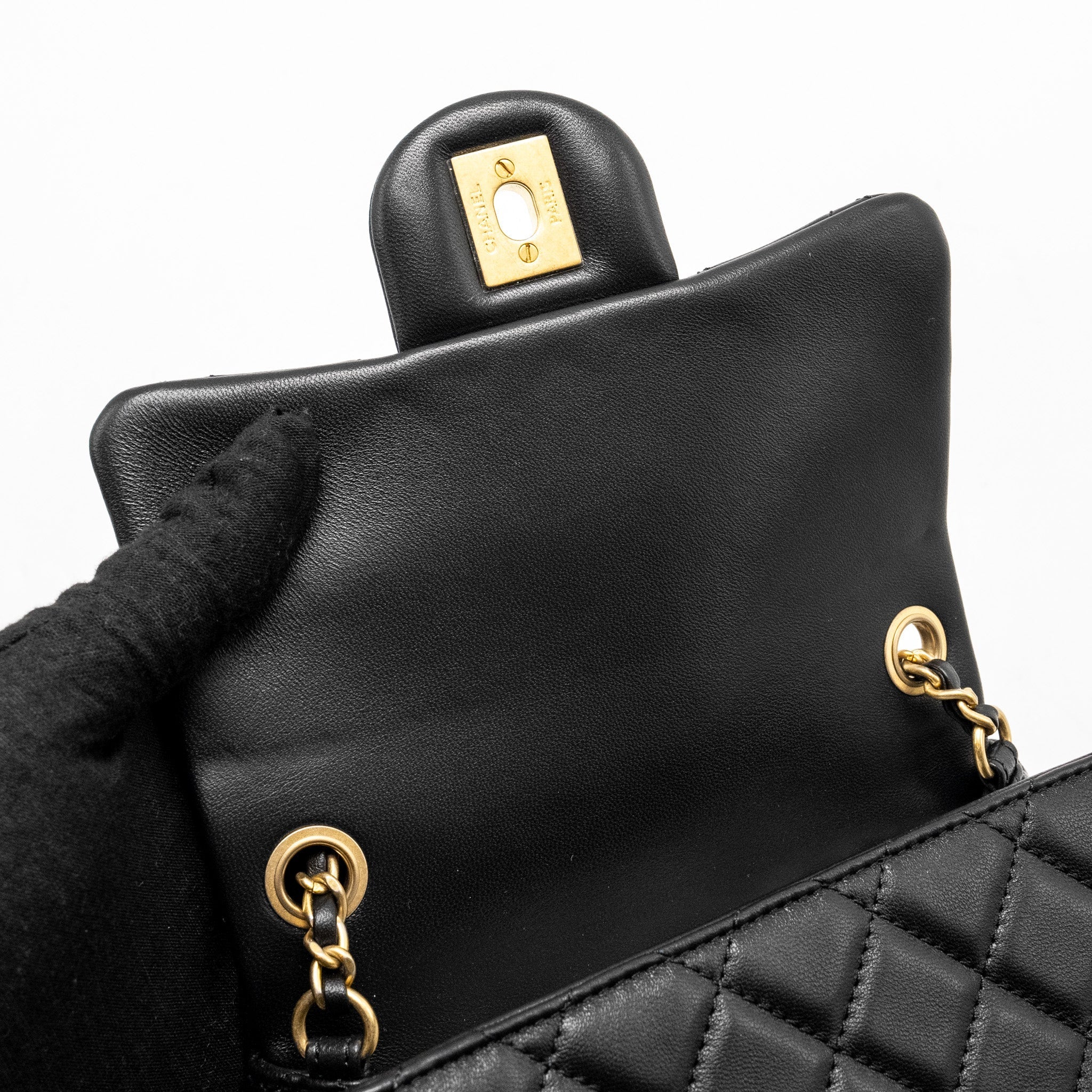Chanel Pearl Crush Mini Square  Flap Bag Lambskin Black  (microchip)