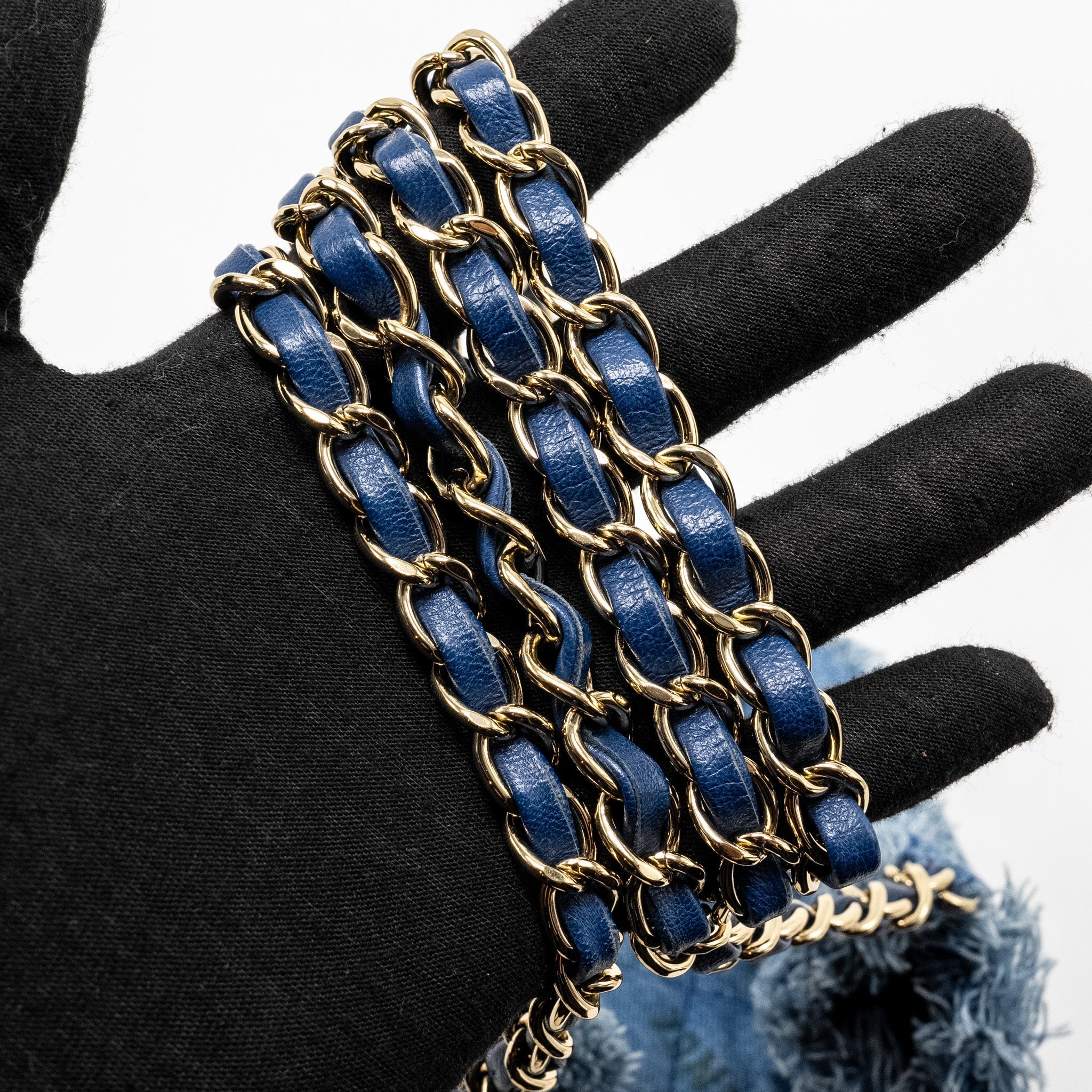 Chanel Small Bucket Bag Denim Blue L (Microchip)