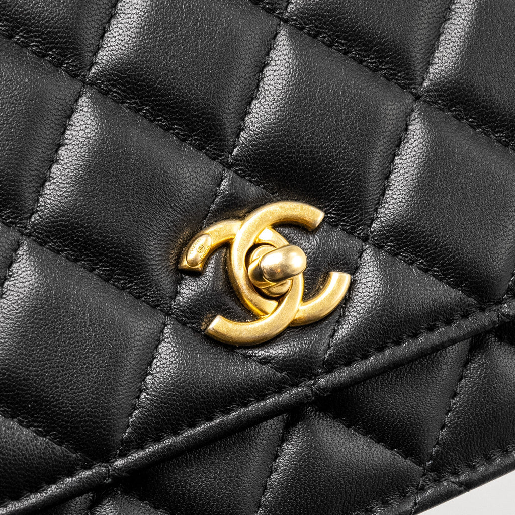 CHANEL Pearl Crush Wallet on Chain Lambskin Black  (Microchip)
