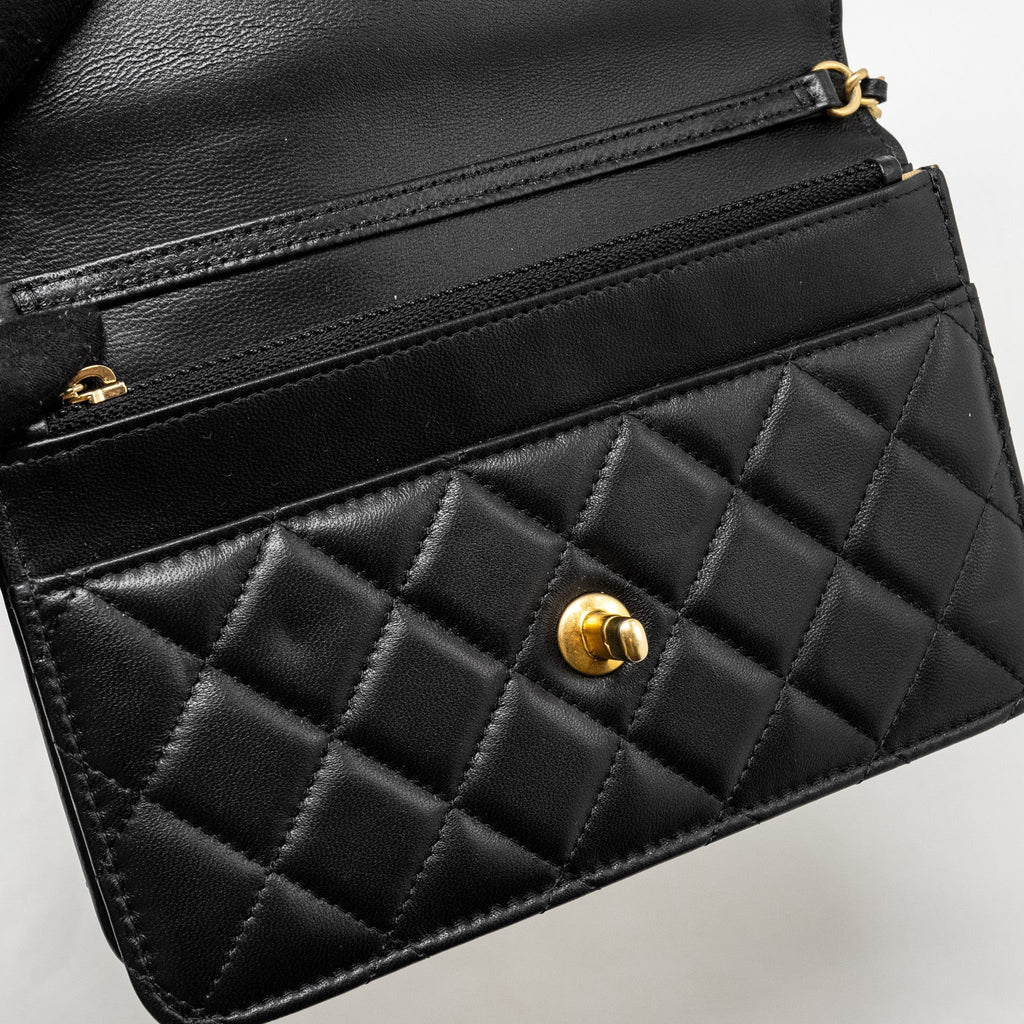 CHANEL Pearl Crush Wallet on Chain Lambskin Black  (Microchip)