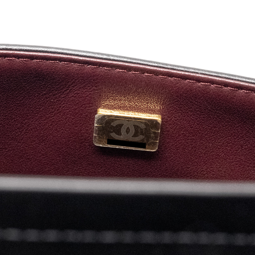 Chanel Small 2.55 Reissue Double Flap Bag Aged Calfskin Black  (Microchip)