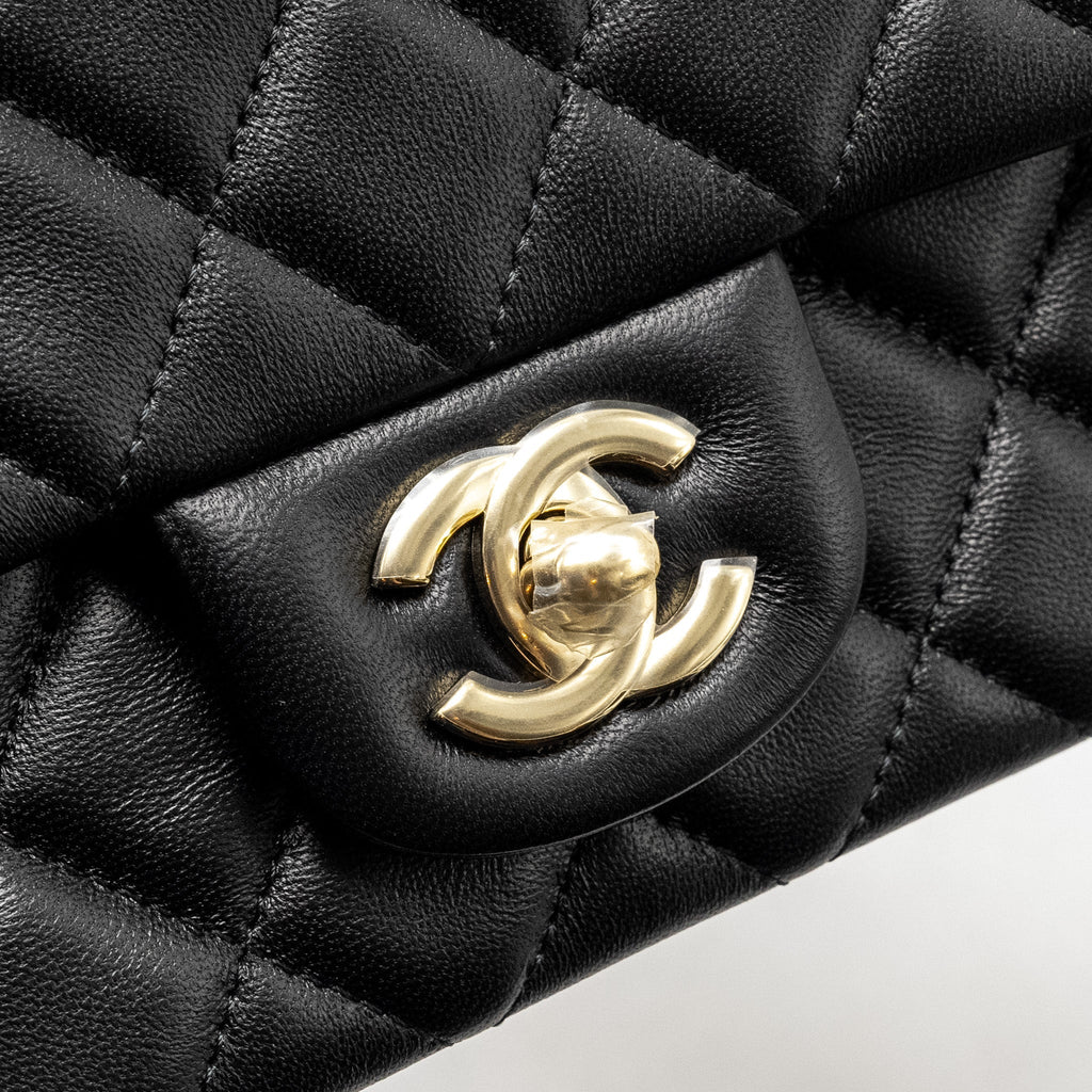 Chanel Mini Rectangular Flap Bag Lambskin Black L (microchip)