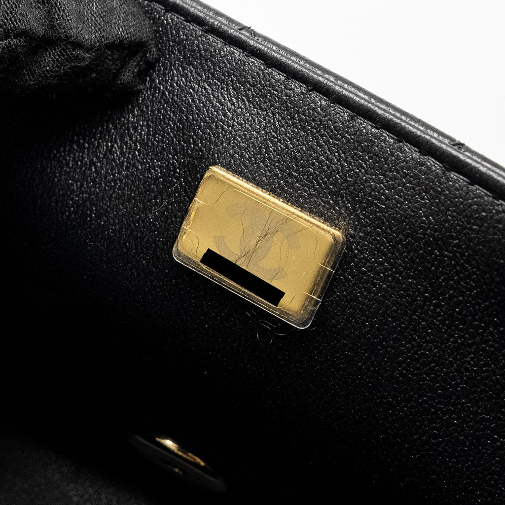 Chanel Mini Rectangular Flap Bag Lambskin Black L (microchip)