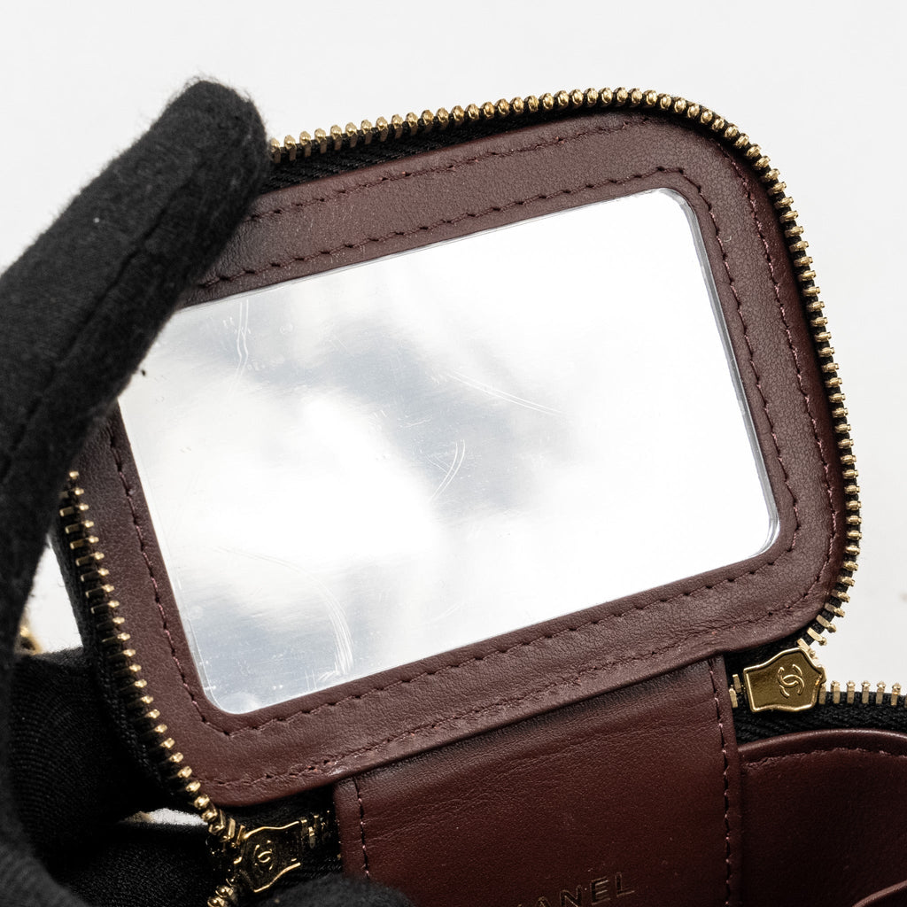 Chanel Mini Vanity with Chain Caviar Black L (Microchip)