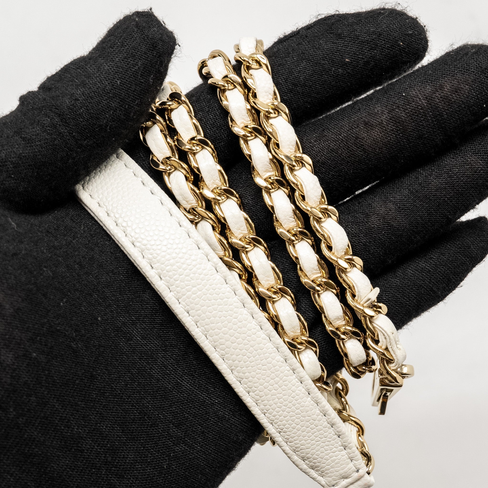 Chanel Mini Coco Handle Caviar White L (Microchip)