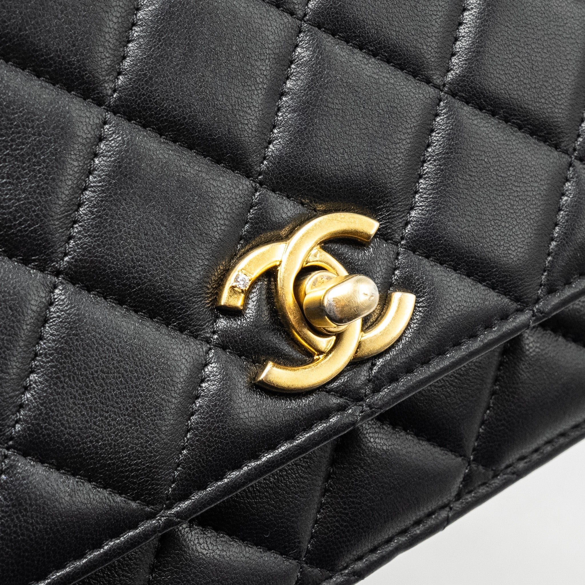 CHANEL 23A Lion Charms Wallet On Chain Lambskin Black  (microchip)